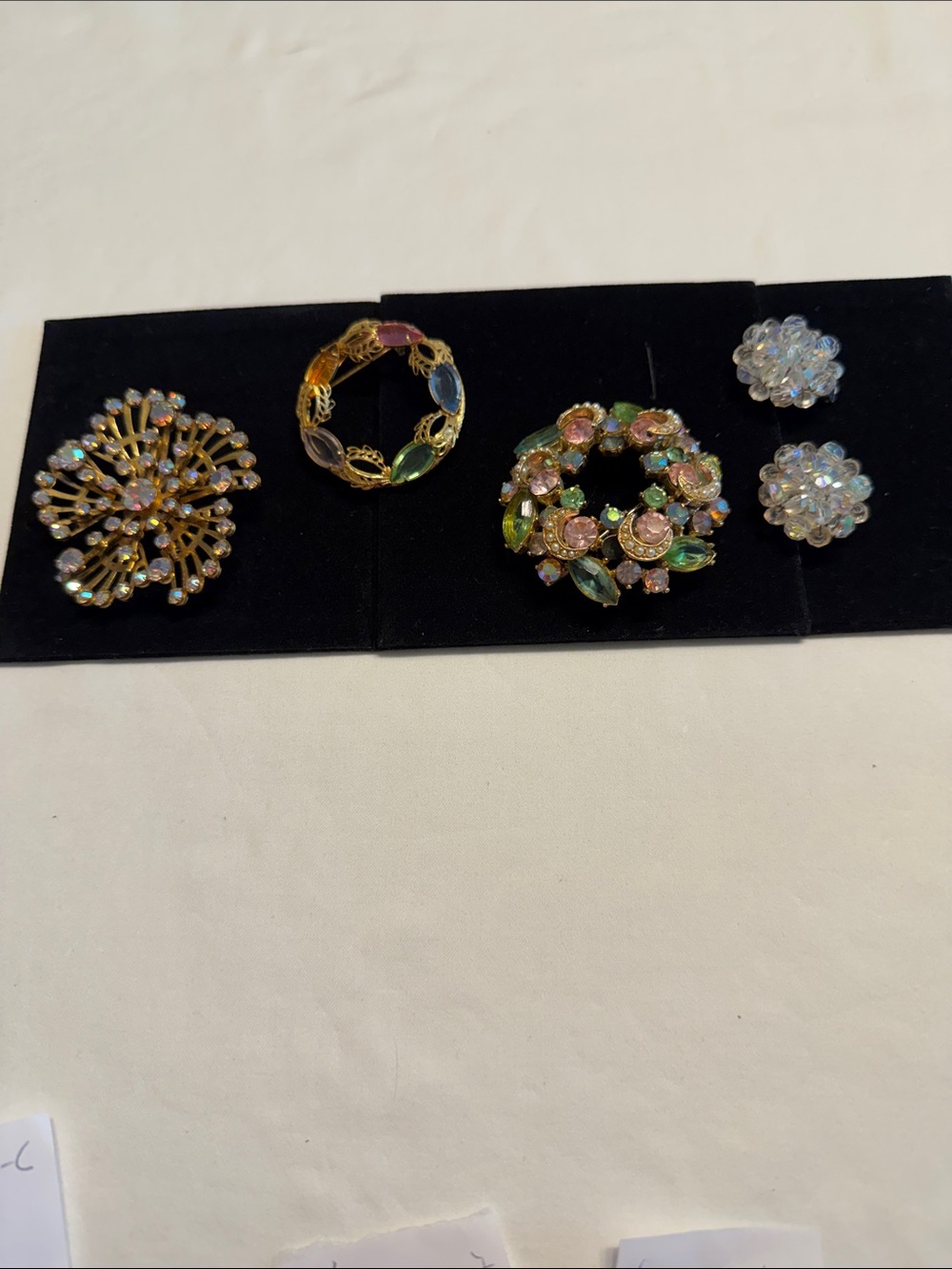 VINTAGE Aurora Borealis and Rhinestone 4 pc. Set 3 pins 1 earring